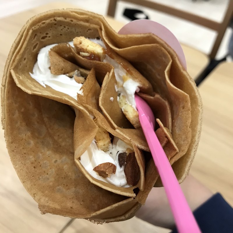 塩キャラメルアーモンドクレープ(サーティワンアイスクリーム イオン鎌ヶ谷ショッピングセンター店)