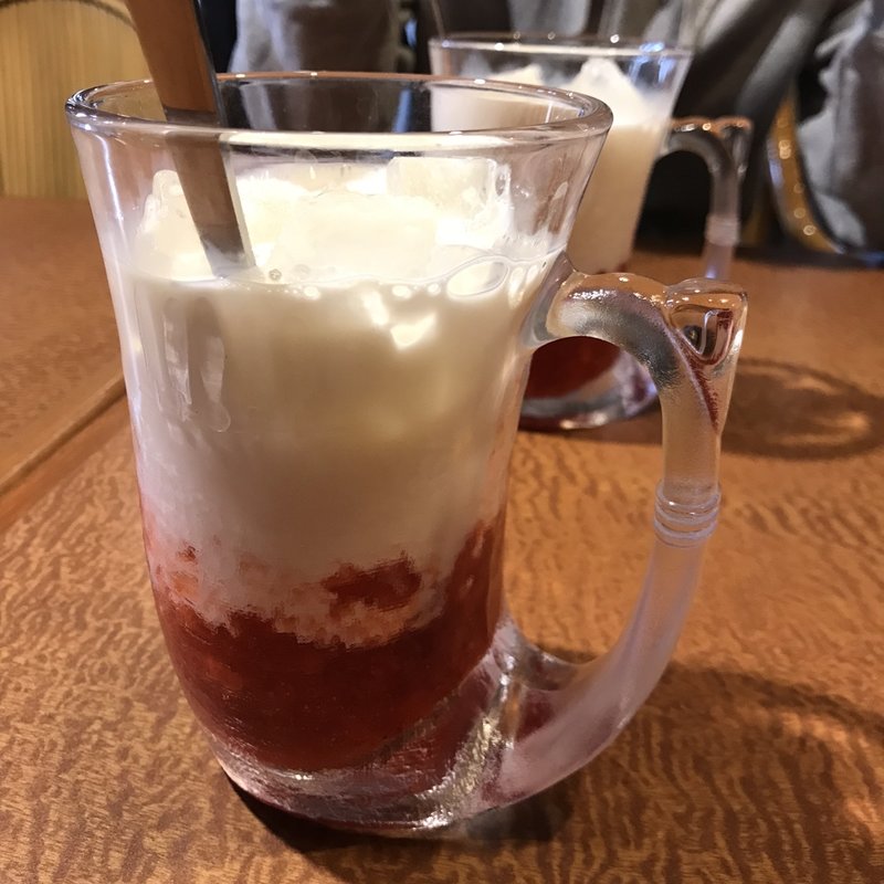 つぶつぶ食感いちごミルク(びっくりドンキー 鎌ケ谷店)