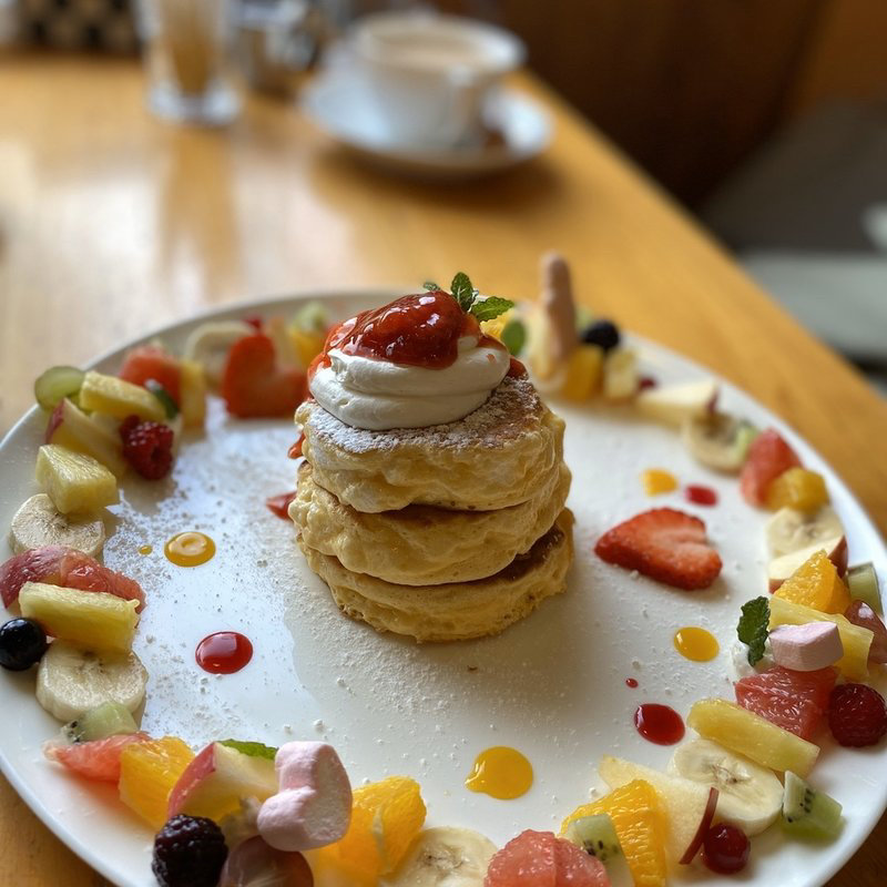 フルーツパンケーキ(cafe cakra （カフェ チャクラ）)