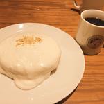 マカダミアナッツクリームパンケーキ(ホノルルコーヒー KITTE博多店)