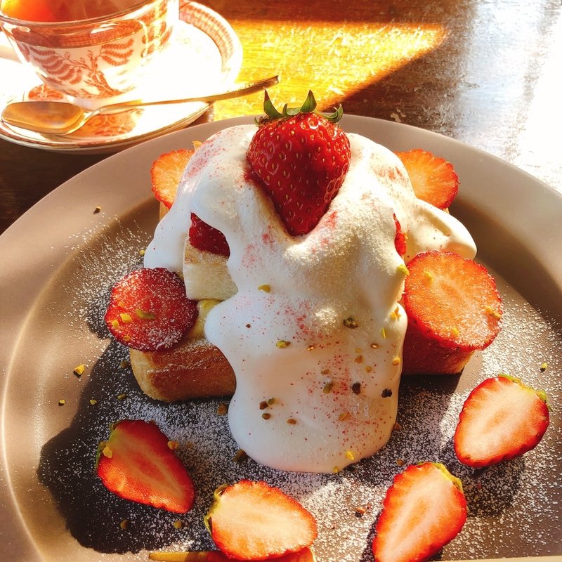 いちごクリームトースト(珈琲閣)