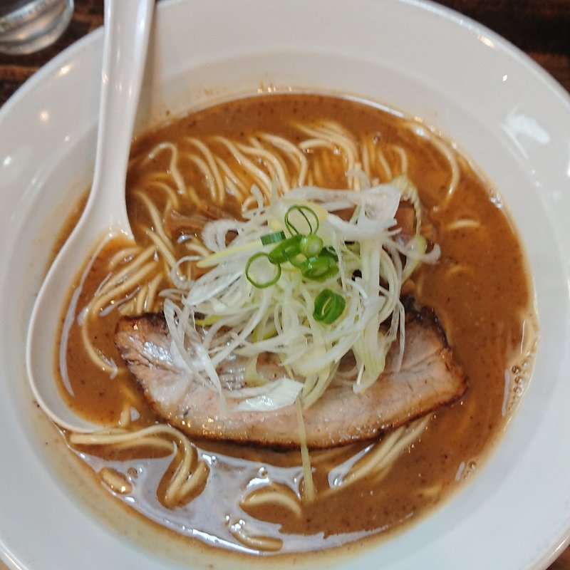 限定豚骨魚介ラーメン(八王子 響)