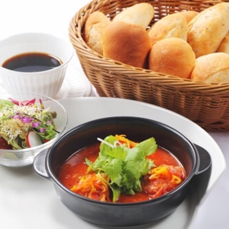 淡路島産トマトとキヌアのレモンチキン煮込み(ル・パン神戸北野 伊丹空港店)