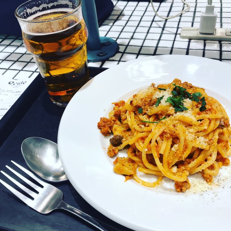 雪室熟成豚といろいろキノコのボロネーゼ(タミルズ Tameals Café & Bar 品川)