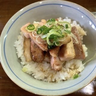 炙りチャーシュー丼(らぁめん サンド)