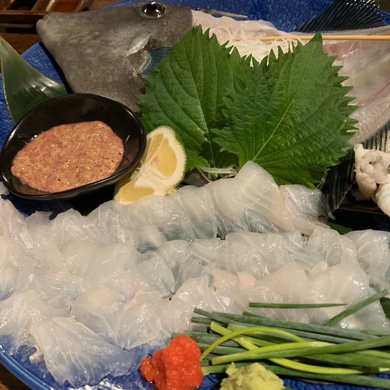 カワハギの刺身(鷹の羽)