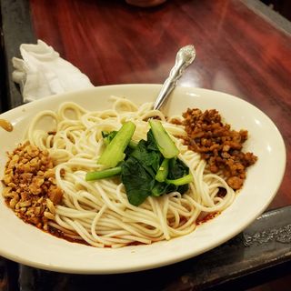 汁なし坦々麺(中国家庭料理 楊 別館 )
