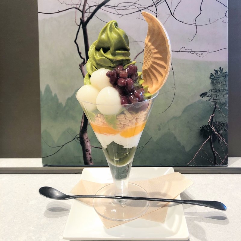 ヴィーガン抹茶ソフトクリームパフェ　白玉あずき(伊右衛門カフェラゾーナ川崎店)