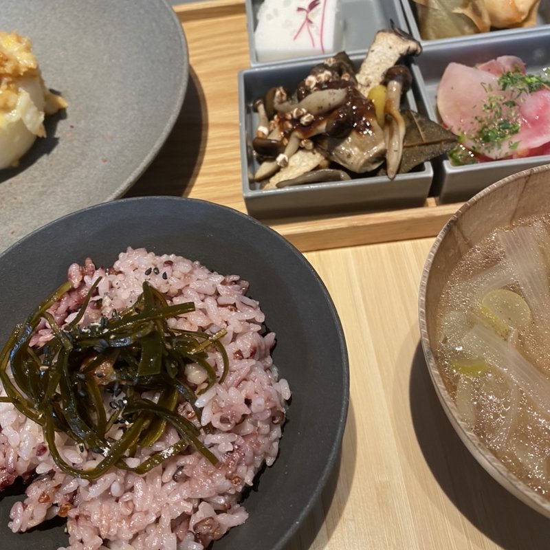 お膳platter(REVIVE KITCHEN THREE HIBIYA　リバイブキッチンスリー)