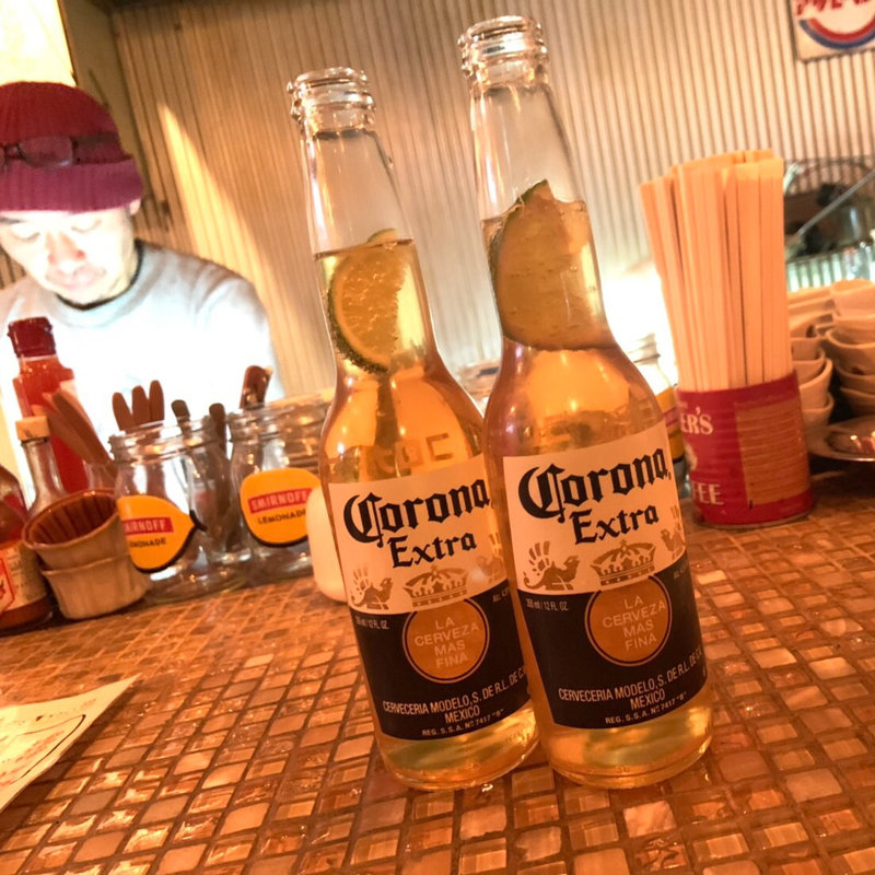 コロナエクストラ(ヒラオカ食堂)