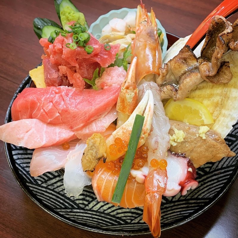 朝一築地丼(野口鮮魚店 （ノグチセンギョテン）)