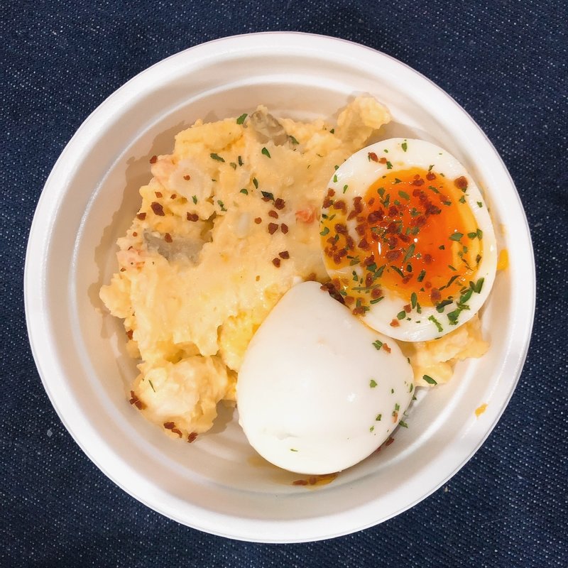 薫製卵のポテトサラダ(中野坂上 自意識過剰)