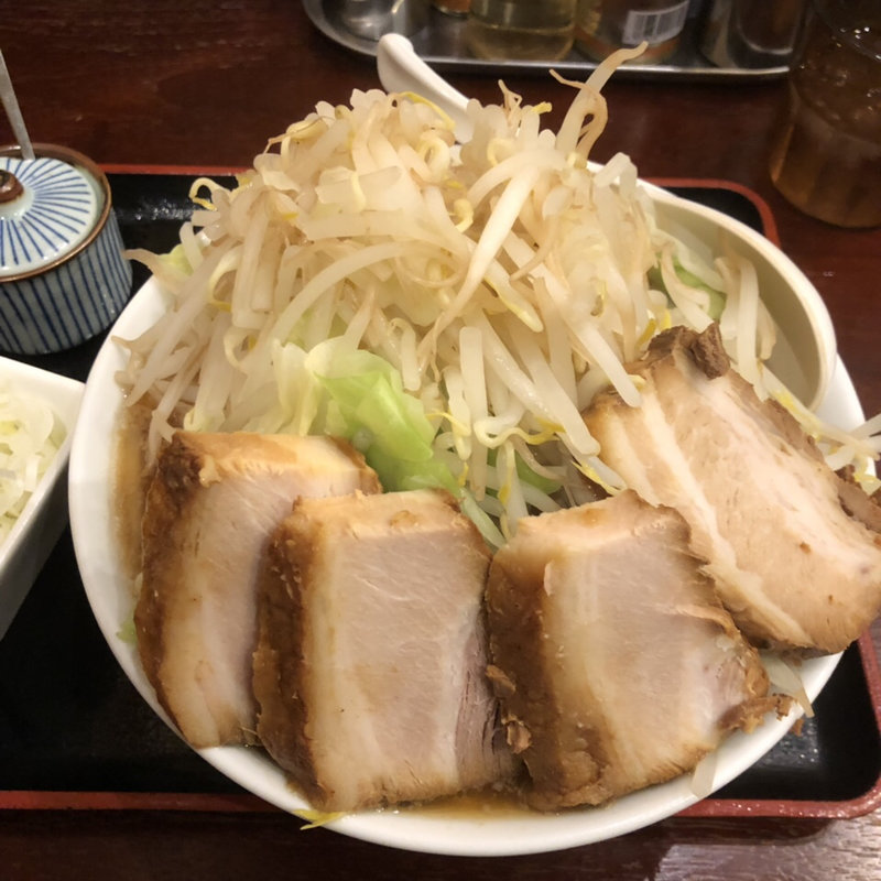 てっぺんラーメン肉増し(甍 （イラカ）)