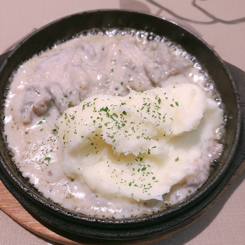 ビーフストロガノフ(バイカル)