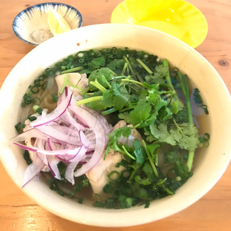 鶏肉のフォー(ノムカフェ （nom ca phe）)