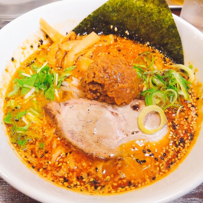 牛骨担々麺(香味徳)