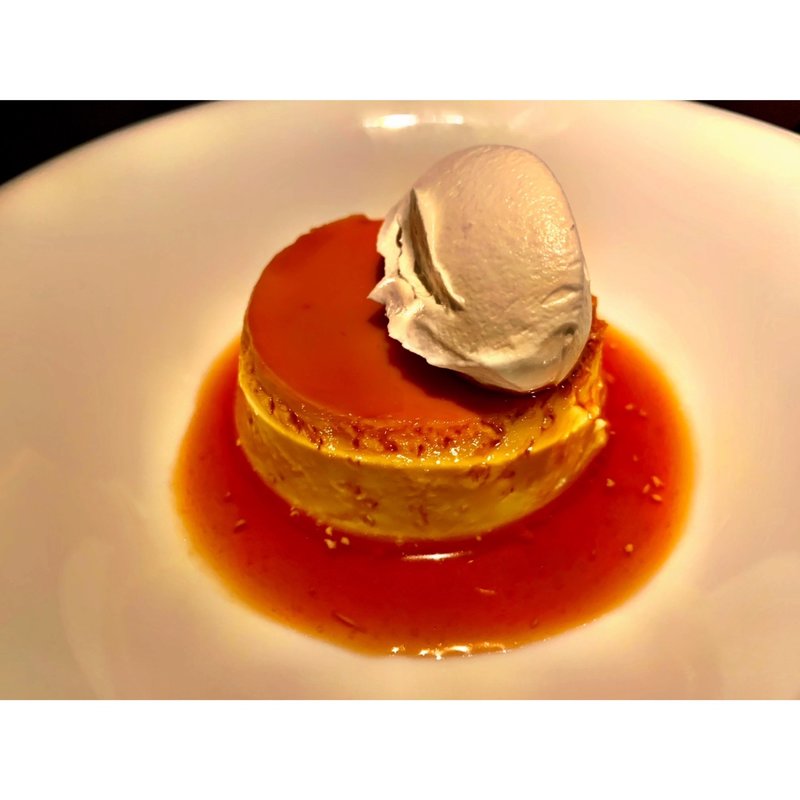 プリン(炭焼きステーキとワイン obiobi)