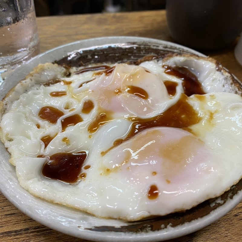 目玉焼き(大衆酒場 増やま)