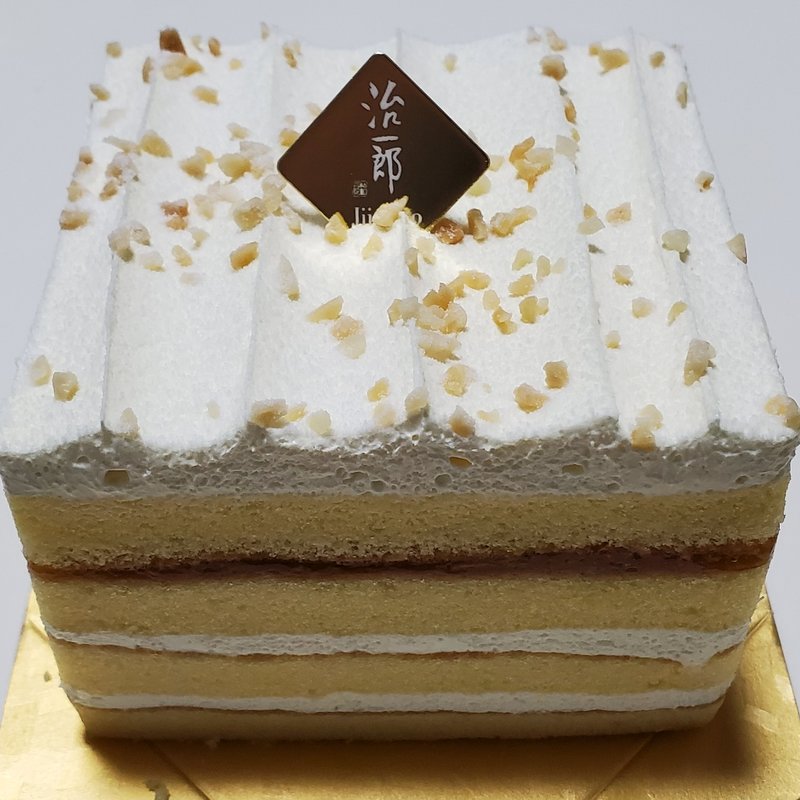 渋谷バターケーキ(治一郎スクランブルスクエア店)