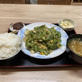 ゴーヤーチャンプルー(丸安食堂)