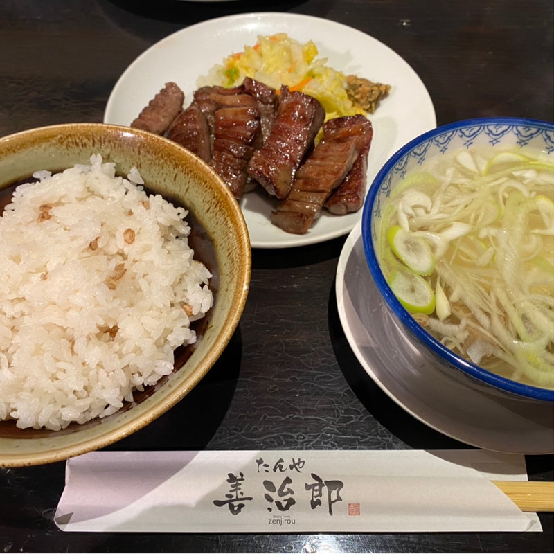 真中たん定食(たんや善治郎 仙台駅前本店)