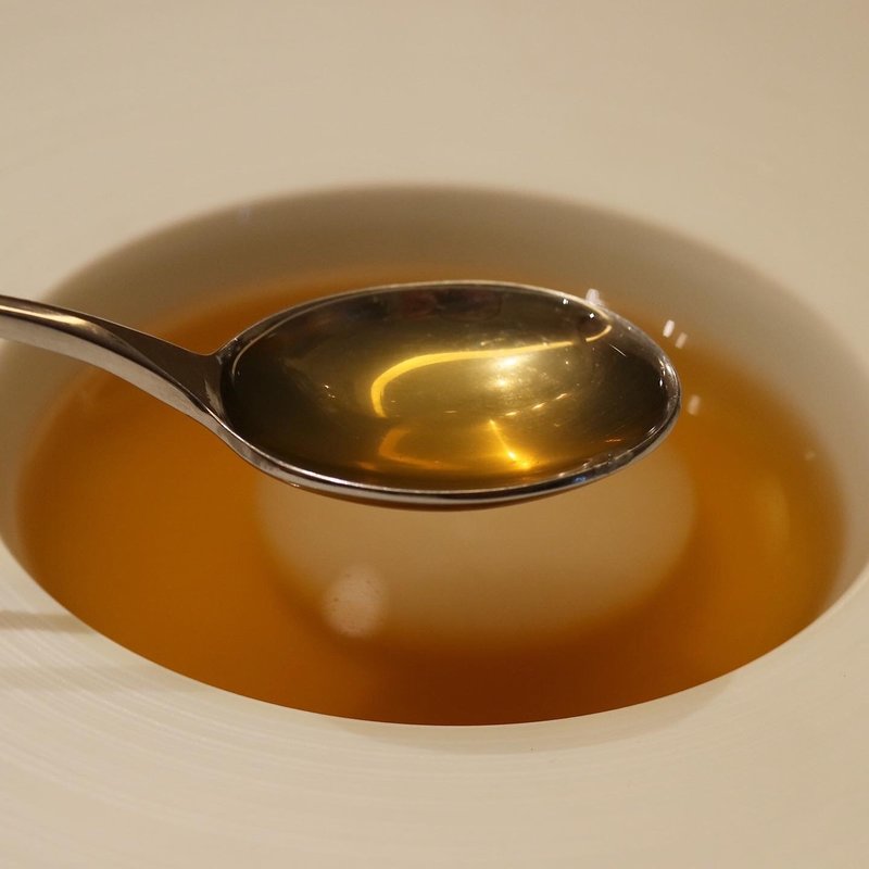 聖護院カブ  スッポンスープ(銀座大石)