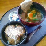 ミニ奥州丼 はっとセット