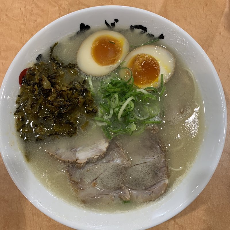 スペシャルラーメン(長浜ナンバーワン 博多デイトス店)
