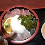 彩り海鮮丼