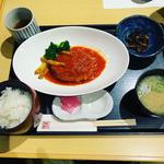 トマト煮ハンバーグ限定10食