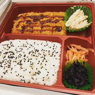 豚ヒレ弁当(とんかつまい泉 ルミネ新宿店)