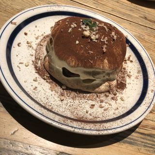 ティラミスパンケーキ(コナズ珈琲)