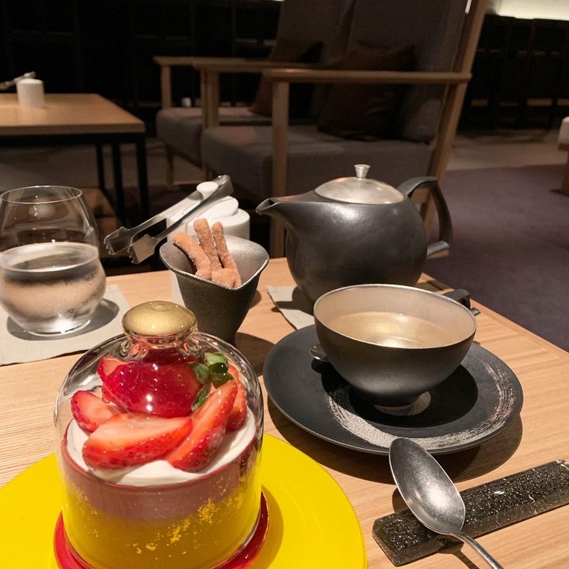 ケーキセット(TEA AND BAR（THE THOUSAND KYOTO）)