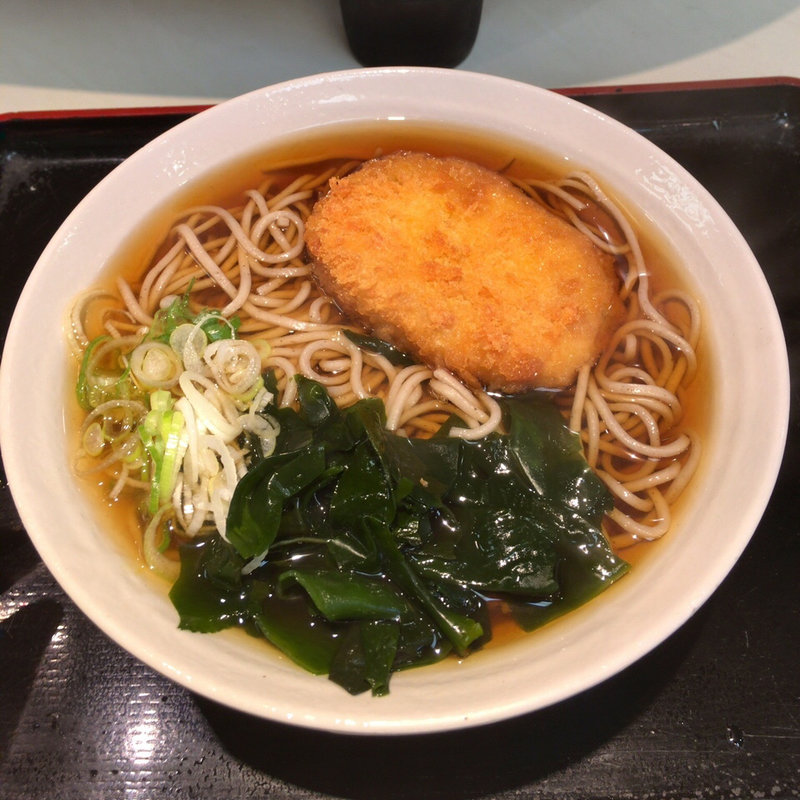 コロッケそば(名代 富士そば 六本木店 )