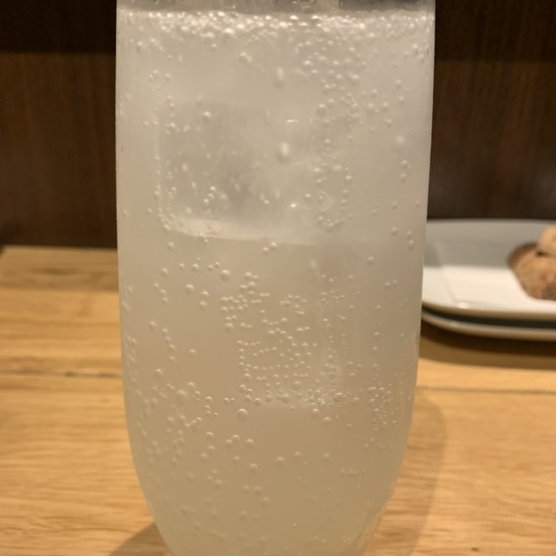 自家製リモンチェッロ　ハイボール(ワインのアテとスペアリブ　Rib’s)