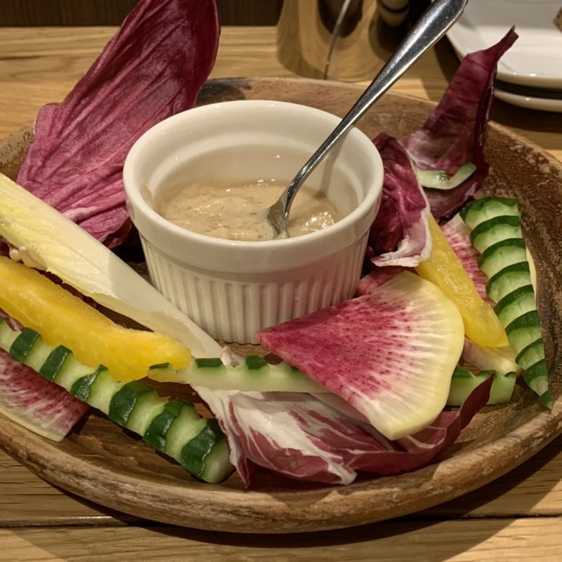 パーニャカウダ(ワインのアテとスペアリブ　Rib’s)