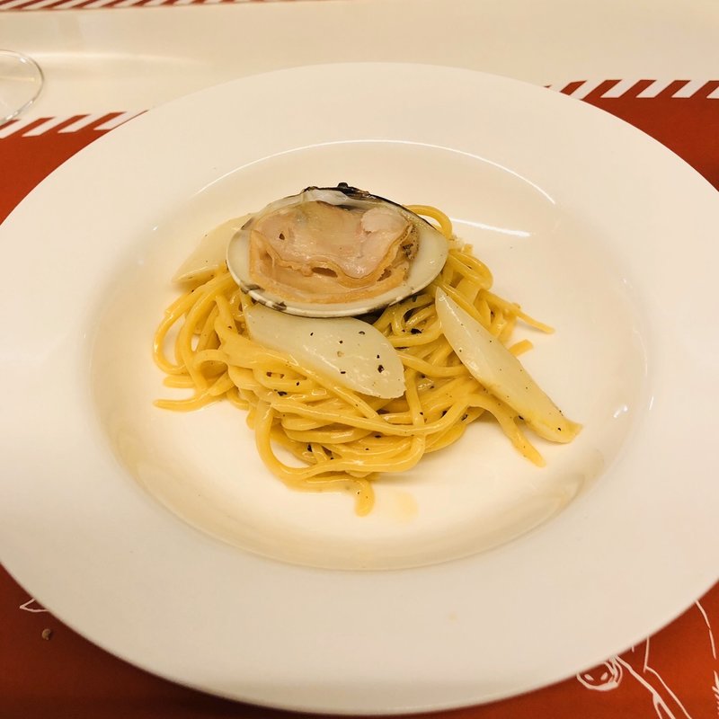 蛤とホワイトアスパラのキタッラ(29(ヴェンティノーヴェ))