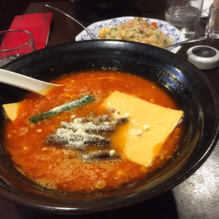 チーズ担々麺(天風 天神町店)