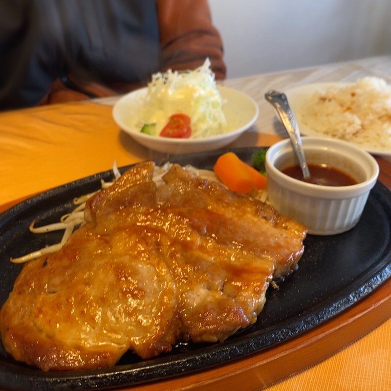 ポークチャップ(レストラン 八白)