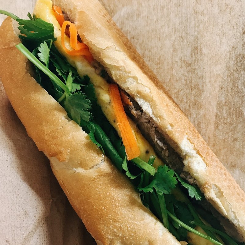 バインミーパテタマゴ(TA KE KA ZE Shinkaichi)