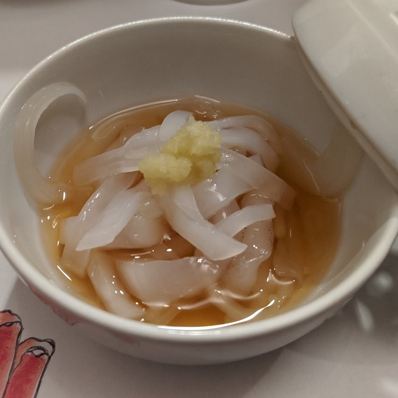 イカソウメン(夜鮨)