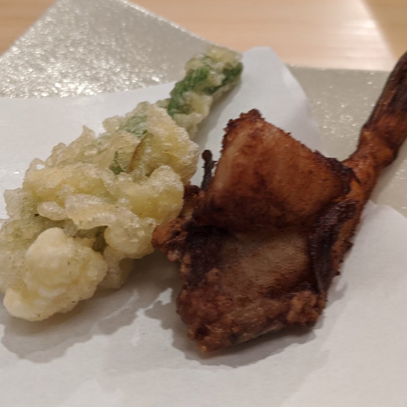 タラの芽、ショウサイフグ(夜鮨)