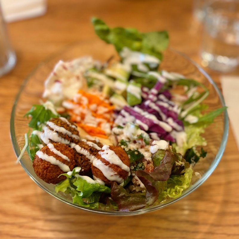 ファラフェルサラダランチ(ニューポート)