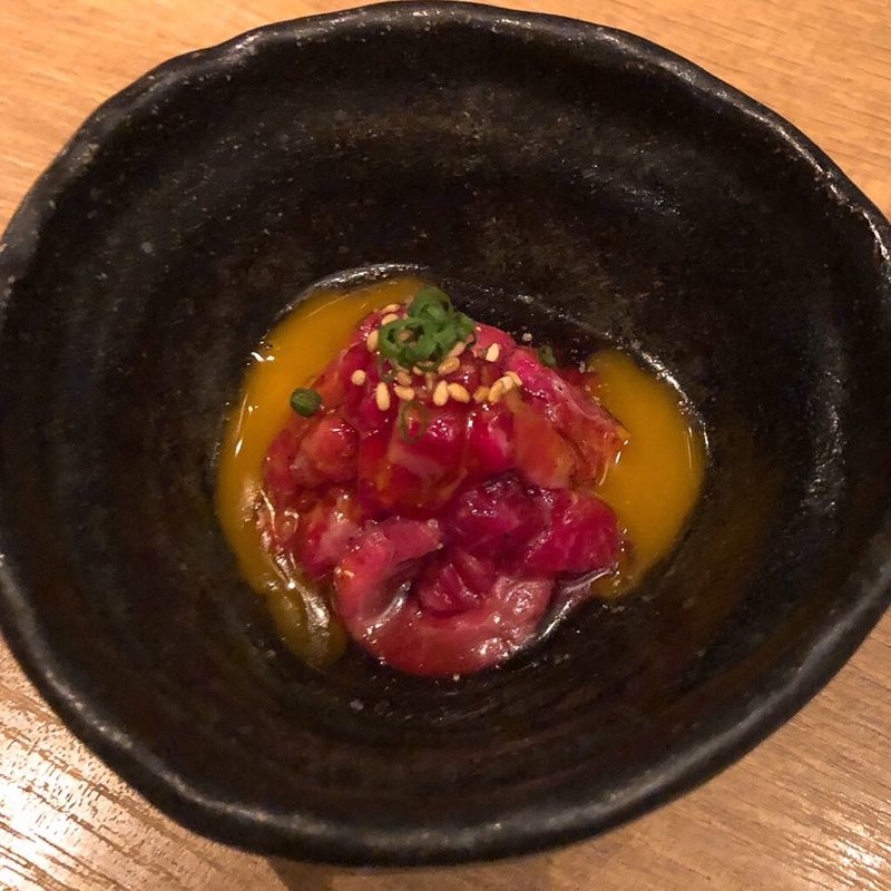 ユッケ(炭火焼肉なかはら )