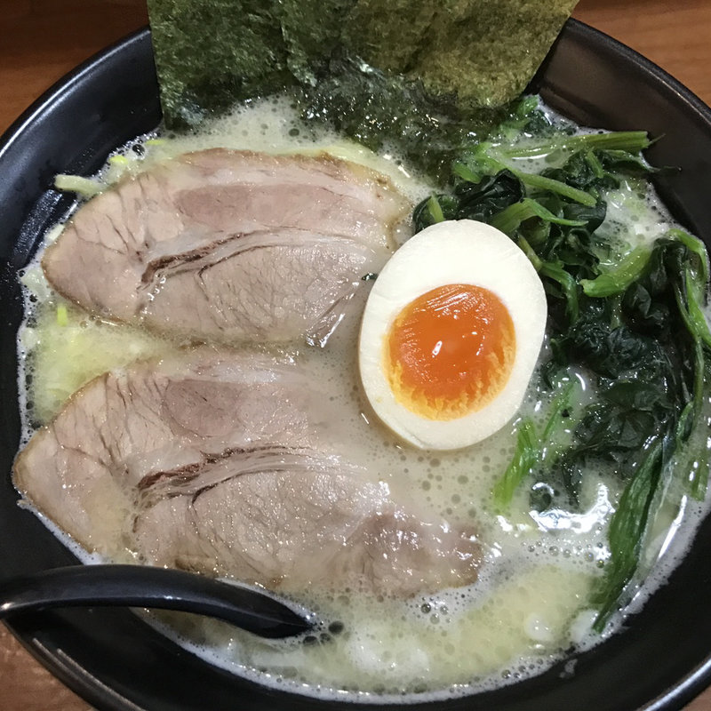醤油豚骨ラーメン(ちゃーしゅうりき)