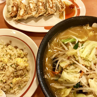 味噌野菜ラーメン・炒飯・餃子セット(幸楽苑)