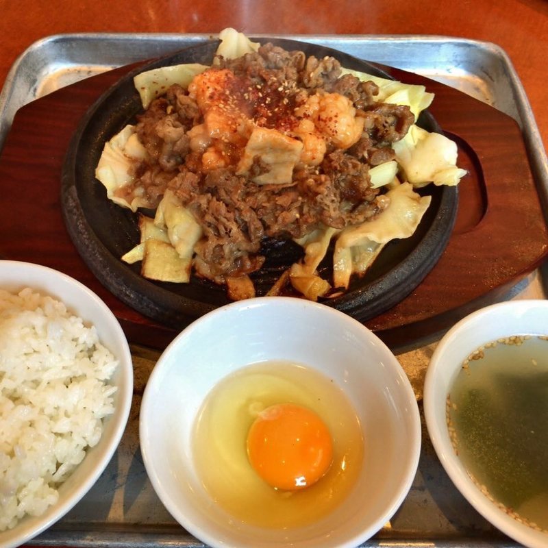 ミックス牛定食(焼肉ホルモン アポロン 神田駿河台)