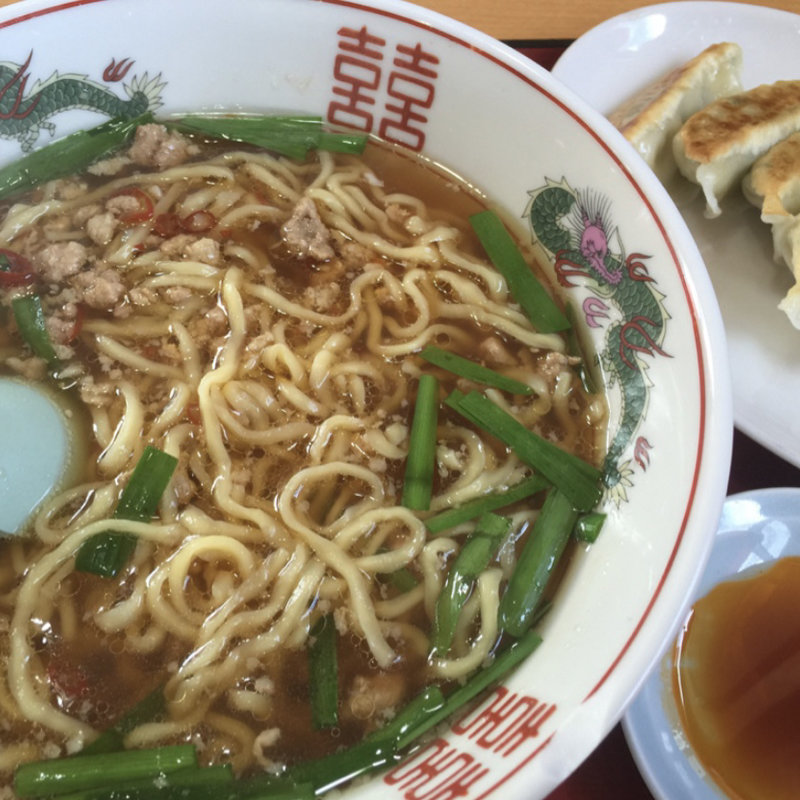 台湾ラーメン餃子セット(三福源)