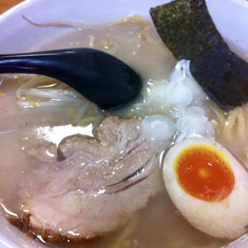 ラーメン(塚越らーめん)