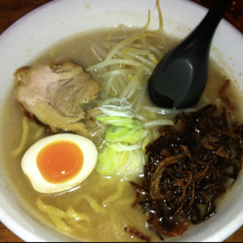 カリカリネギラーメン こってり太麺(塚越らーめん)